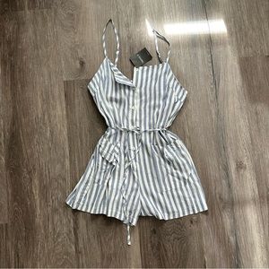 NWT - Forever 21 Romper